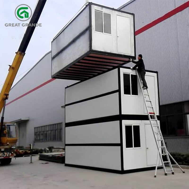 Prefab складывая дом контейнера для временного офиса и размещещние на строительной площадке